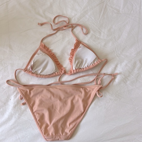 VICTORIA’S SECRET | Ruffled Mesh Swim Set - Picture 4 of 7